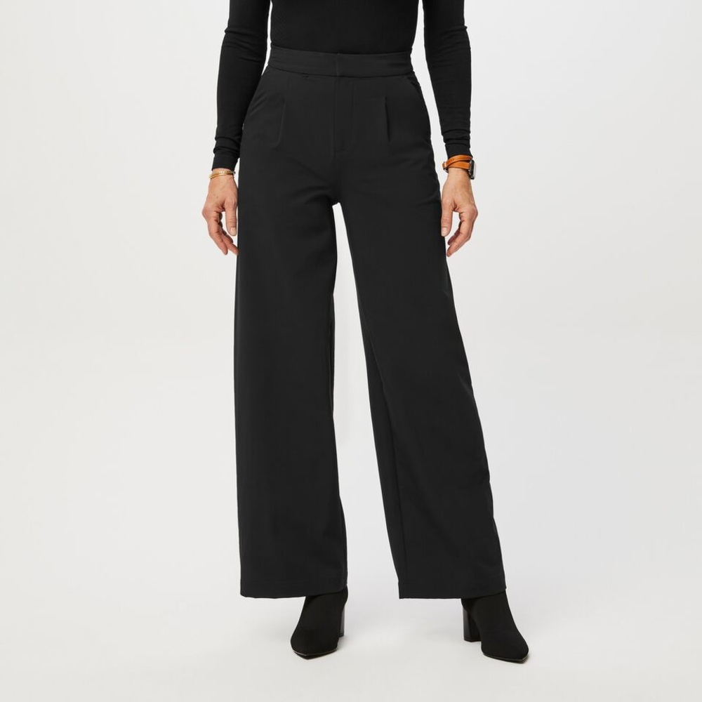Figs Pro high waisted wide leg scrubtrouser Black Medium- Petite